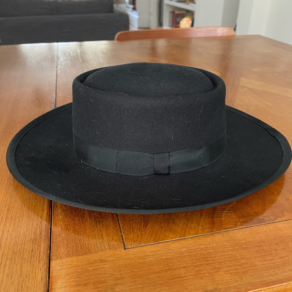 Vintage Black wool hat